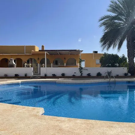 Villa El Oasis *